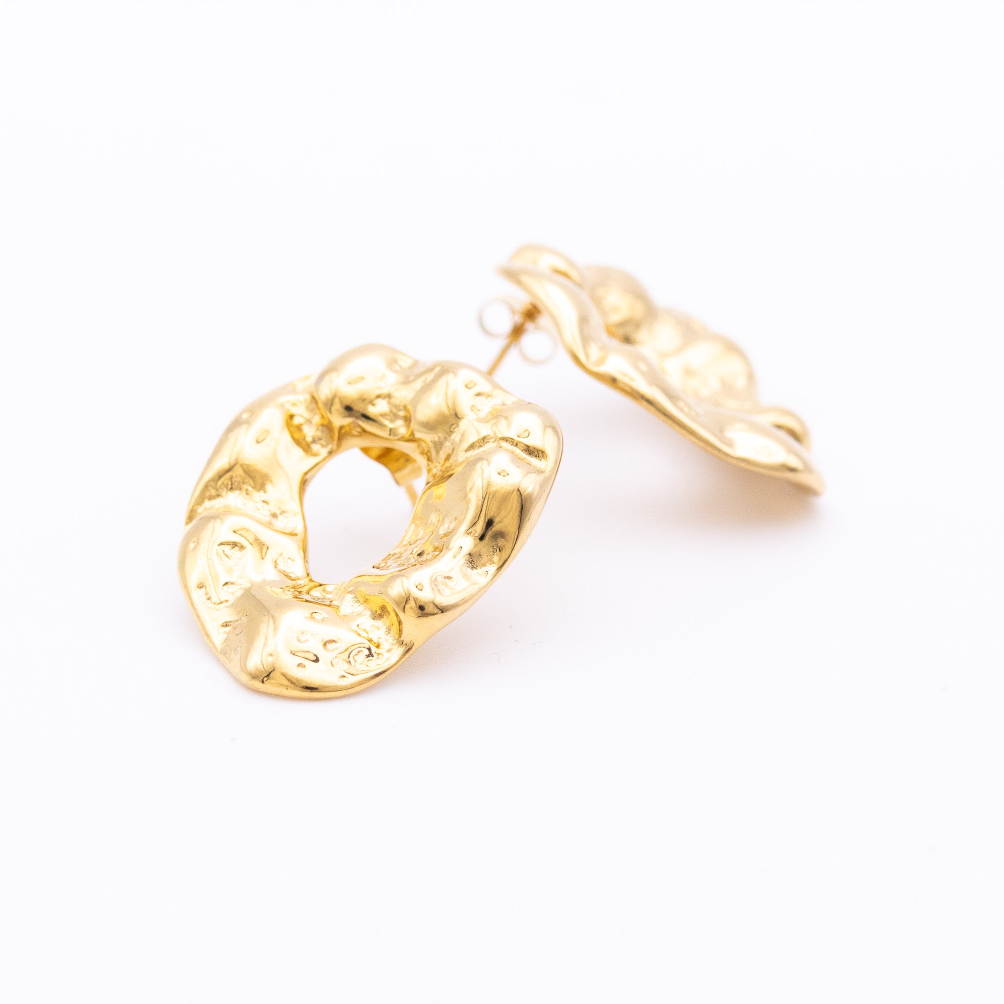 Boucles d’oreilles Sandra – anneaux organiques martelés - Mineky Paris