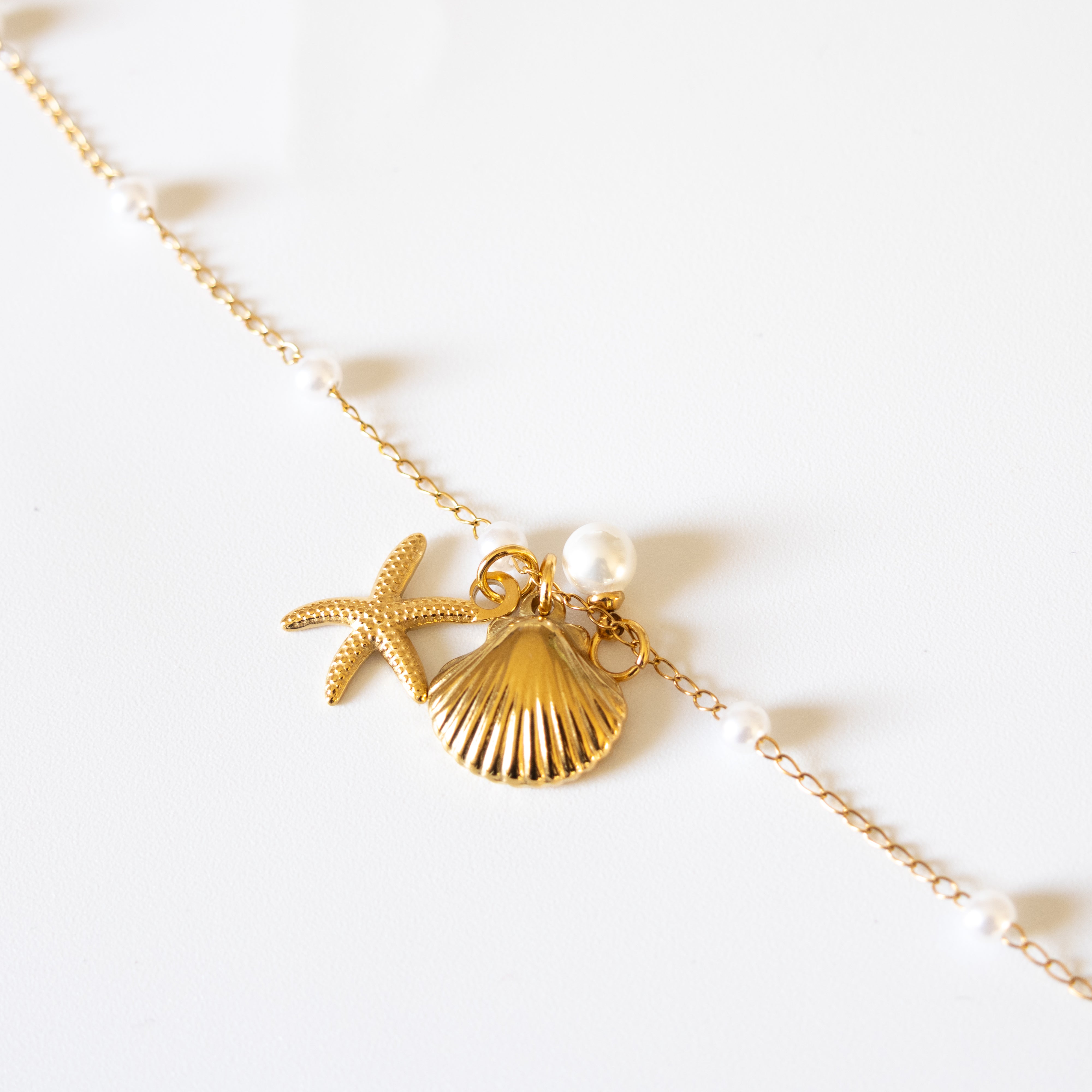 Bracelet Maella – perles & charms marins - Mineky Paris