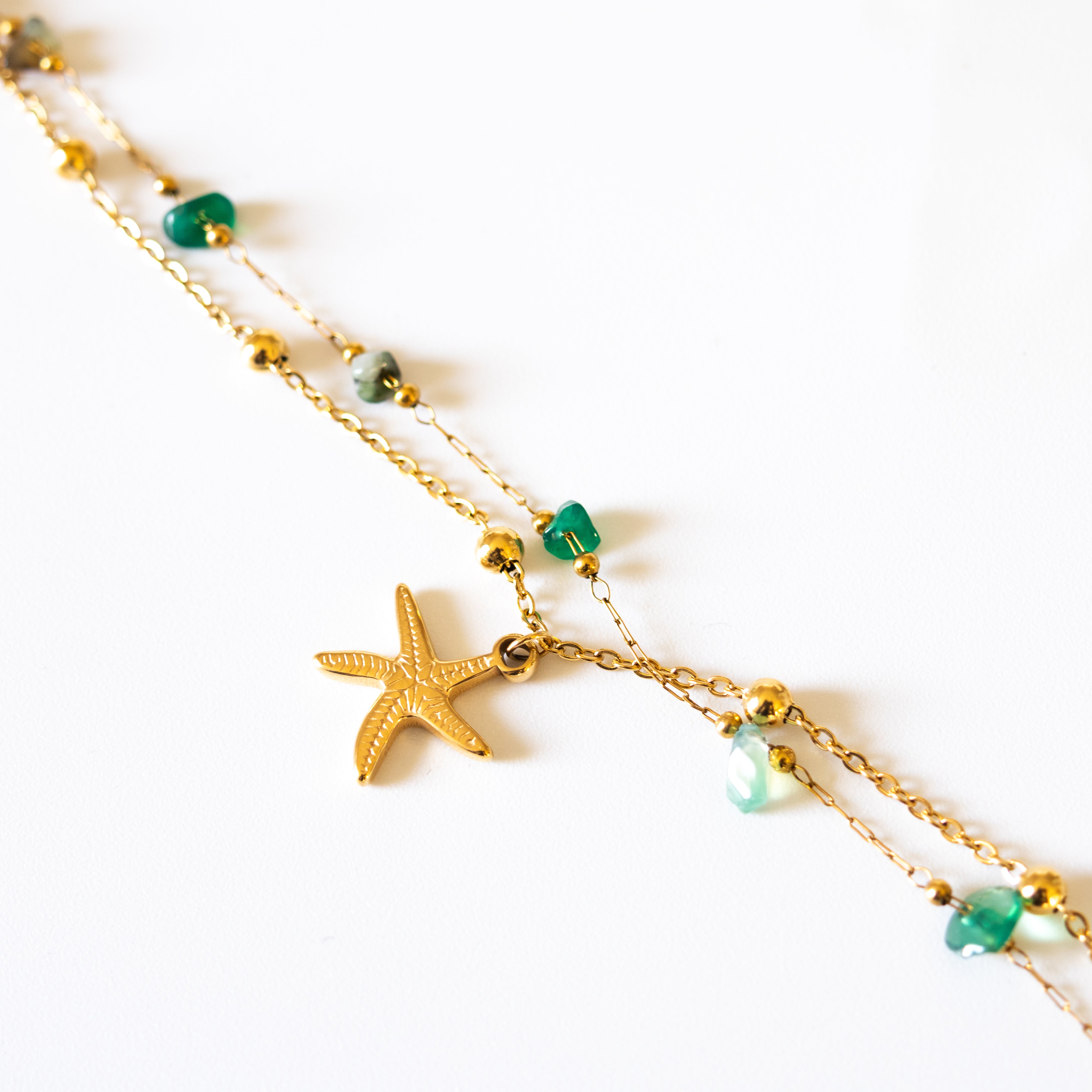 Bracelet Summer – chaînes dorées & charms marins - Mineky Paris