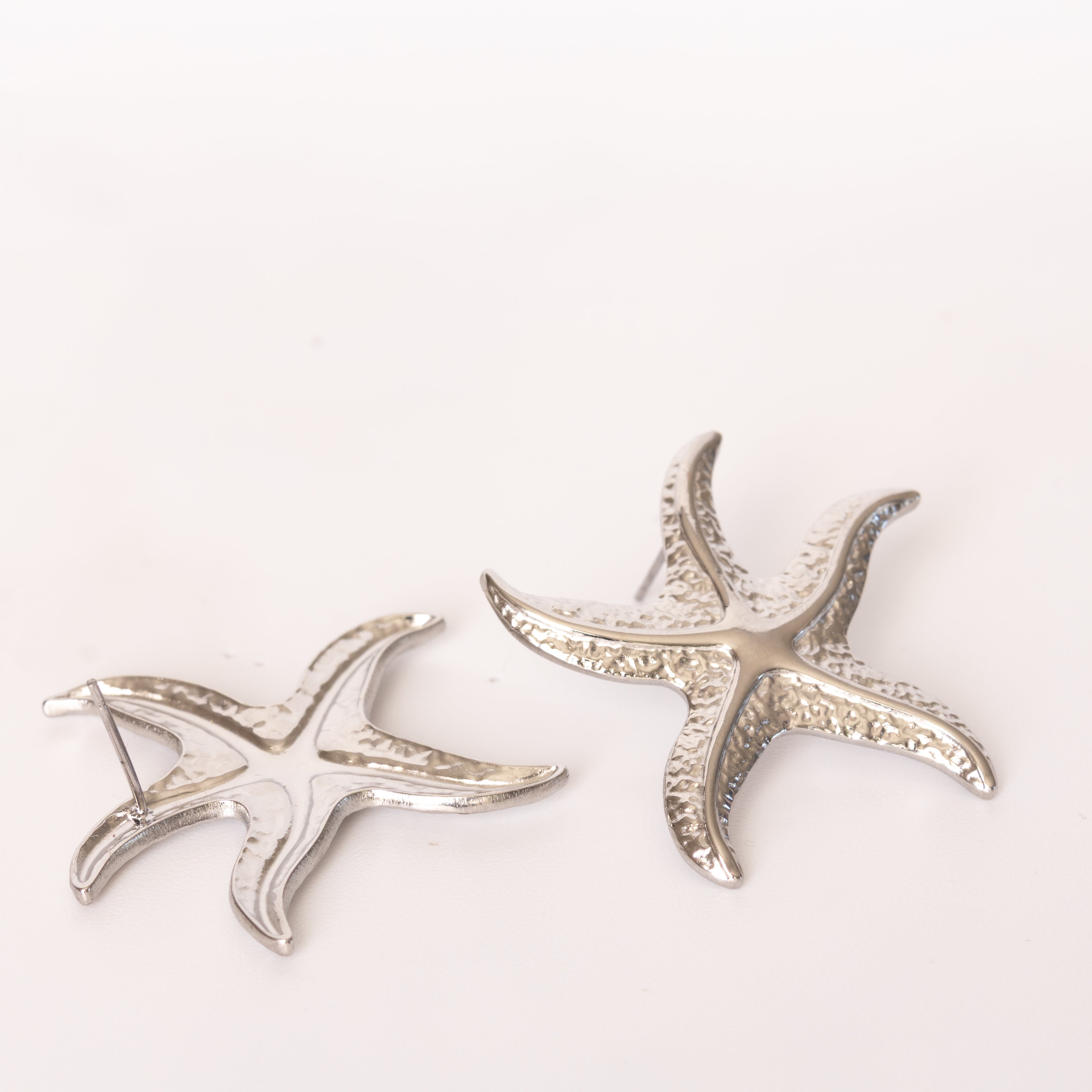 Boucles d’oreilles Danna – étoiles de mer argentées martelées - Mineky Paris