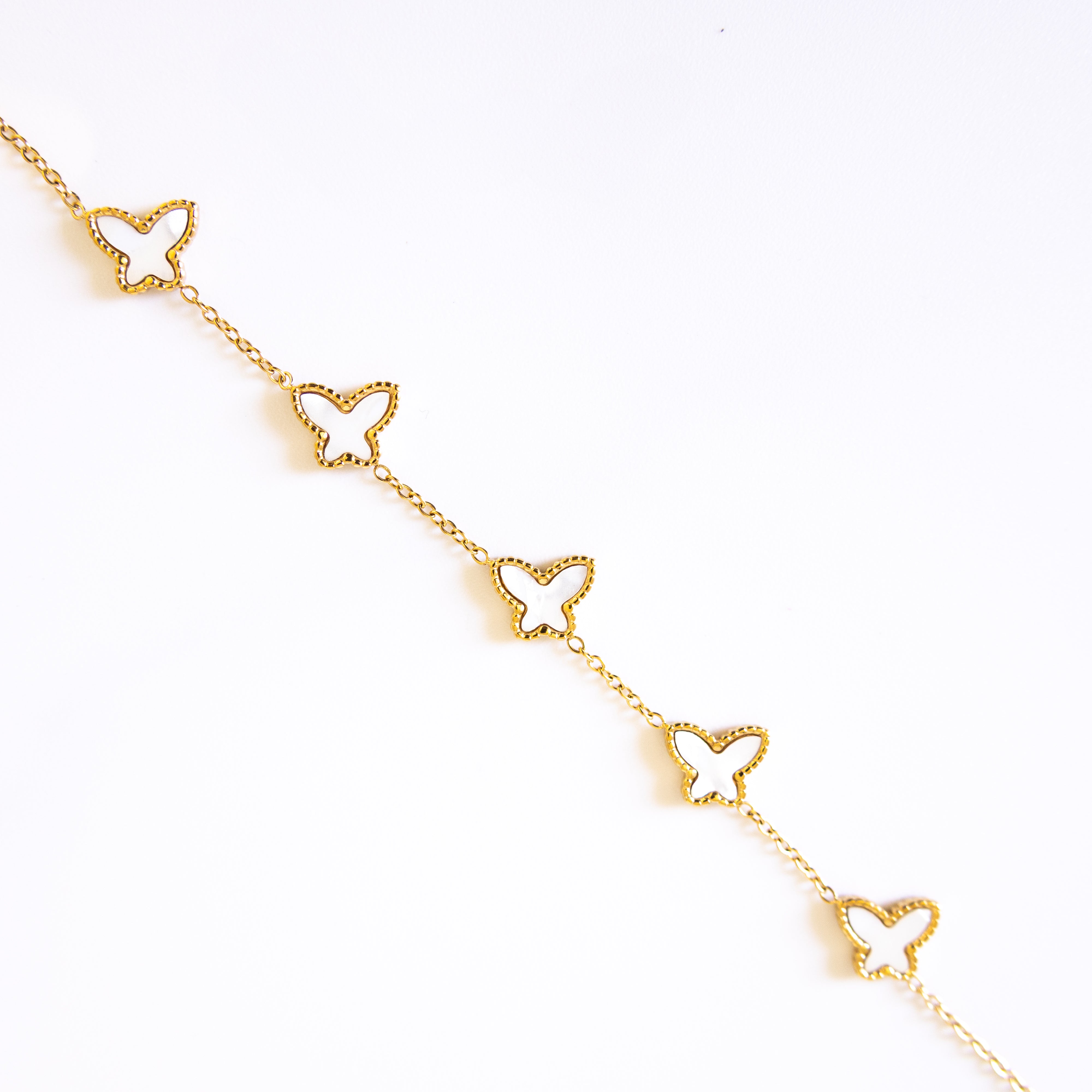 Bracelet Paris – envolée de papillons ajourés - Mineky Paris