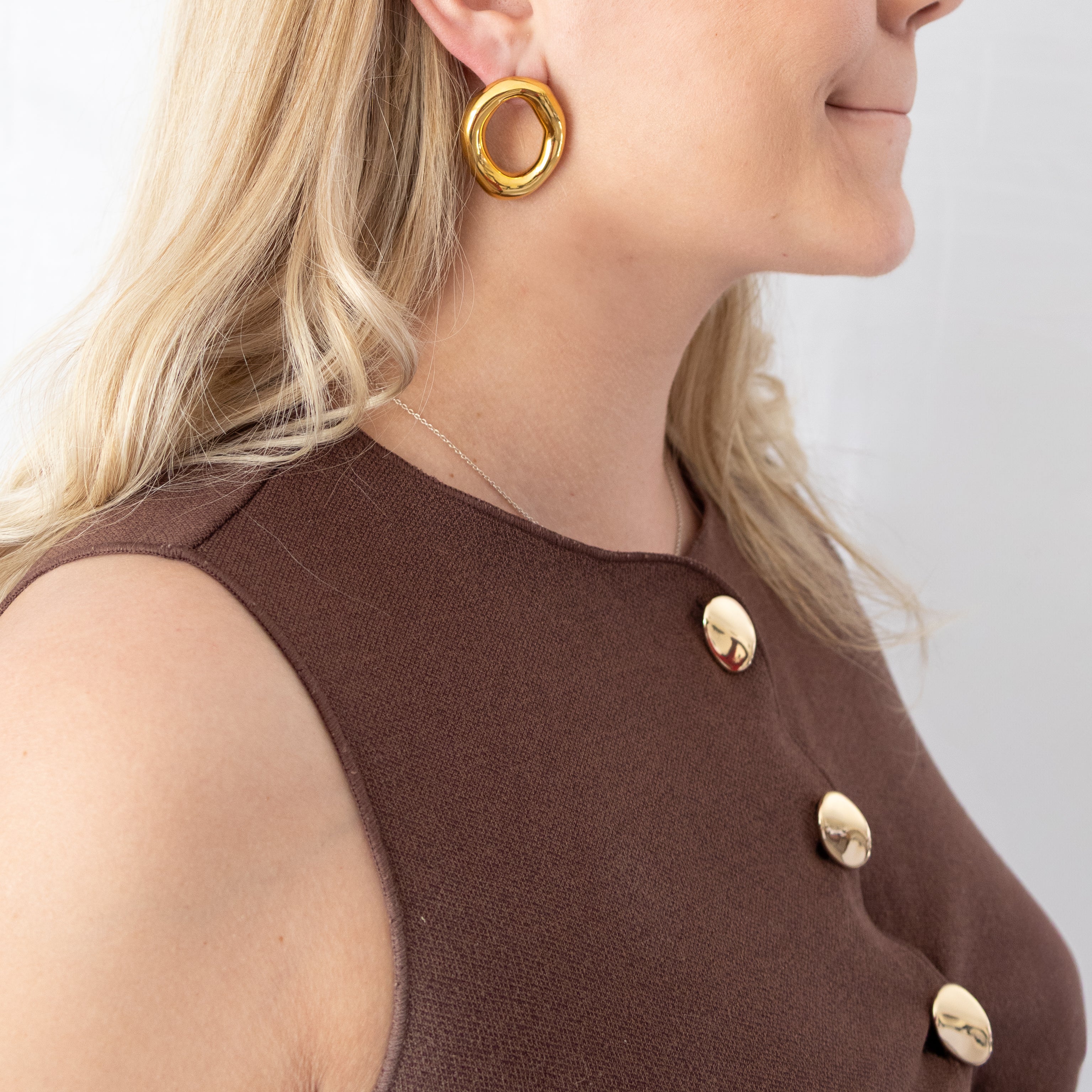 Boucles d’oreilles Solana – anneaux organiques ajourés - Mineky Paris